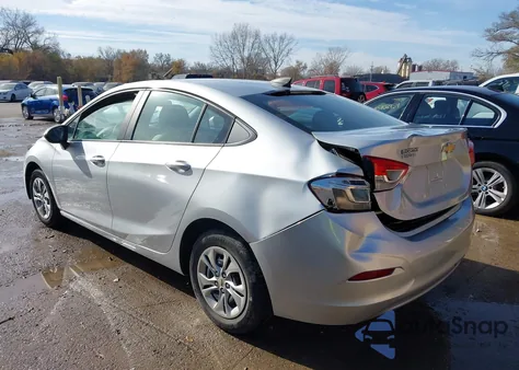 2019 Chevrolet Cruze Ls from USA, damaged, VIN 1G1BC5SM9K7111078